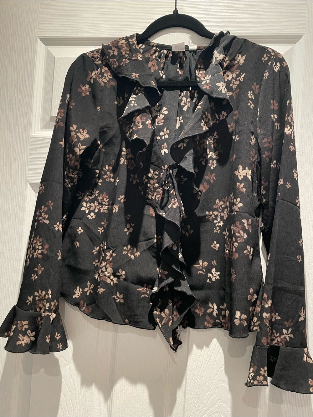 GAP Black Floral Ruffle Tie-Front Blouse